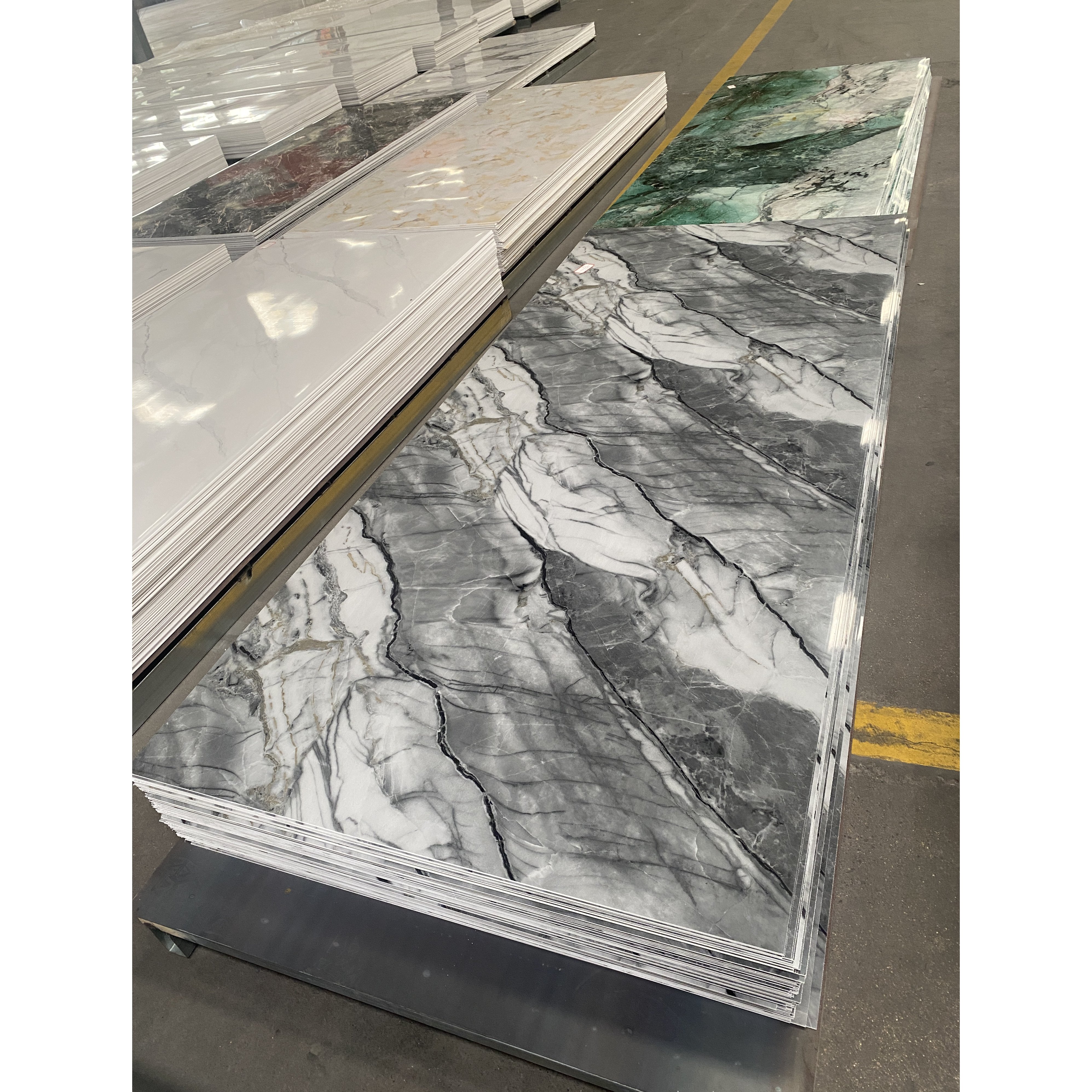 2.9mm UV Wall Board Sheet Panel UV Decoration Sheet 4'x8'