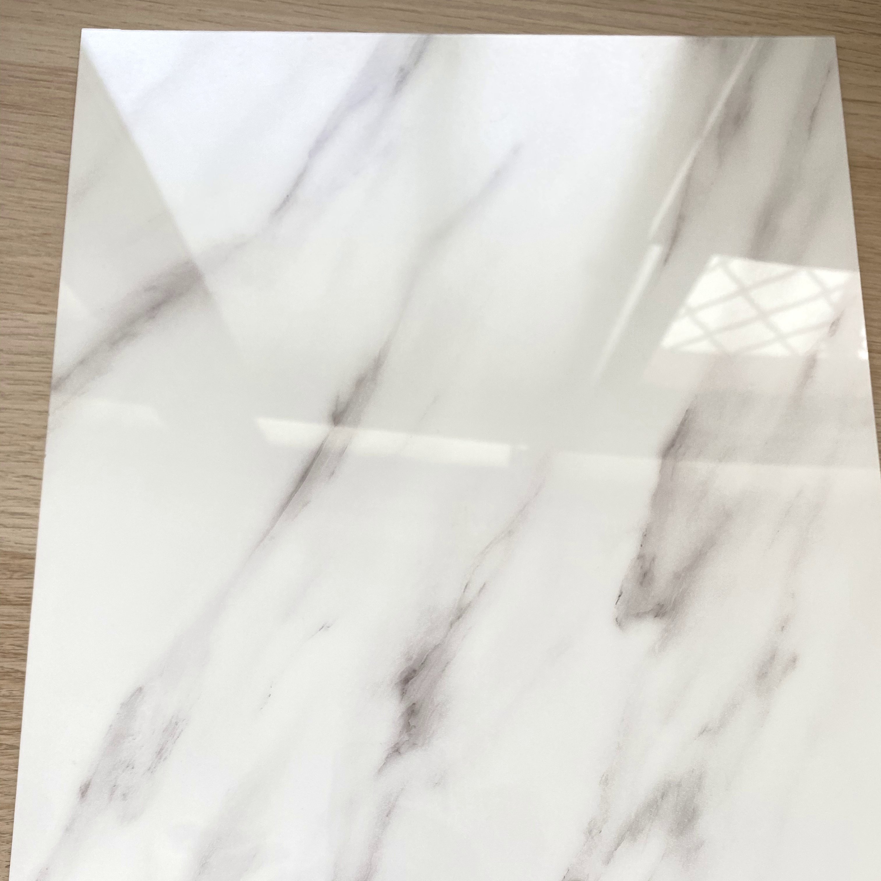 Anti-Scratch Piano Paint Polymer Board With Gem Coating