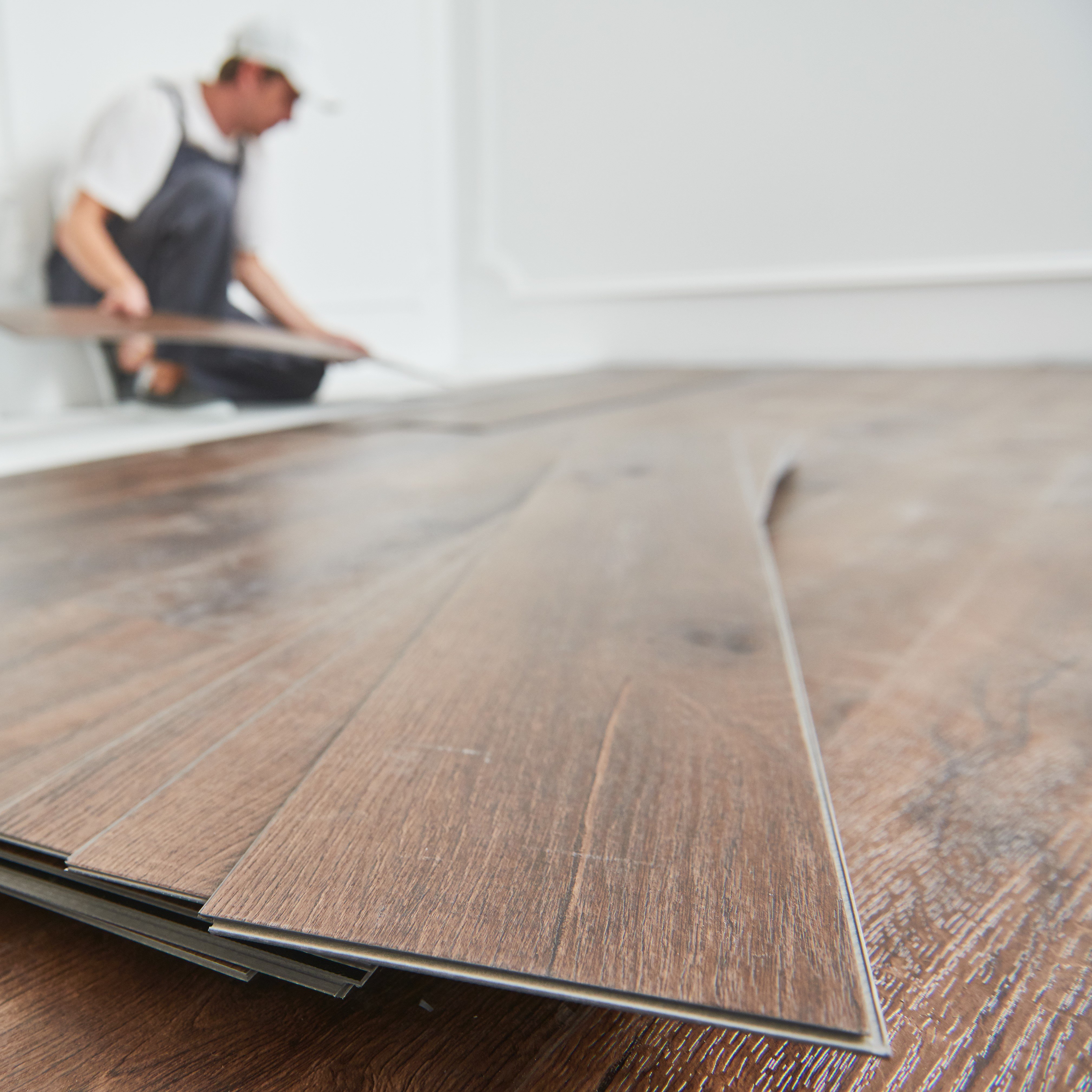 Factory Price SPC Flooring Non-Slip Vinyl Plank with Interlocking Click Lock PV Marble Design Style for Indoor Use for Garages