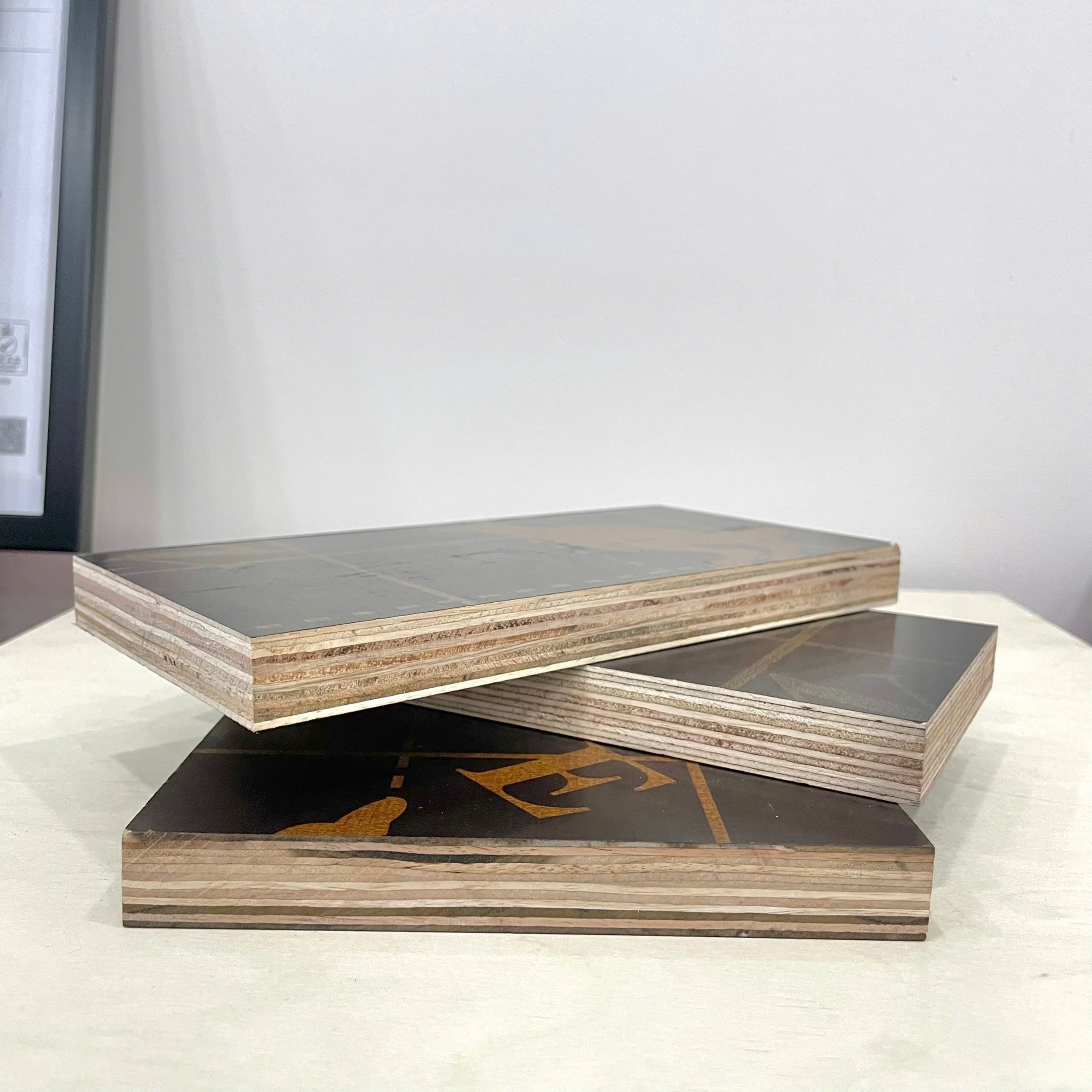Durable 18mm Waterproof E2 Industrial Formwork AA-AB Surface Veneer Hardwood Birch Vietnam Timber Beam New Film Faced Plywood