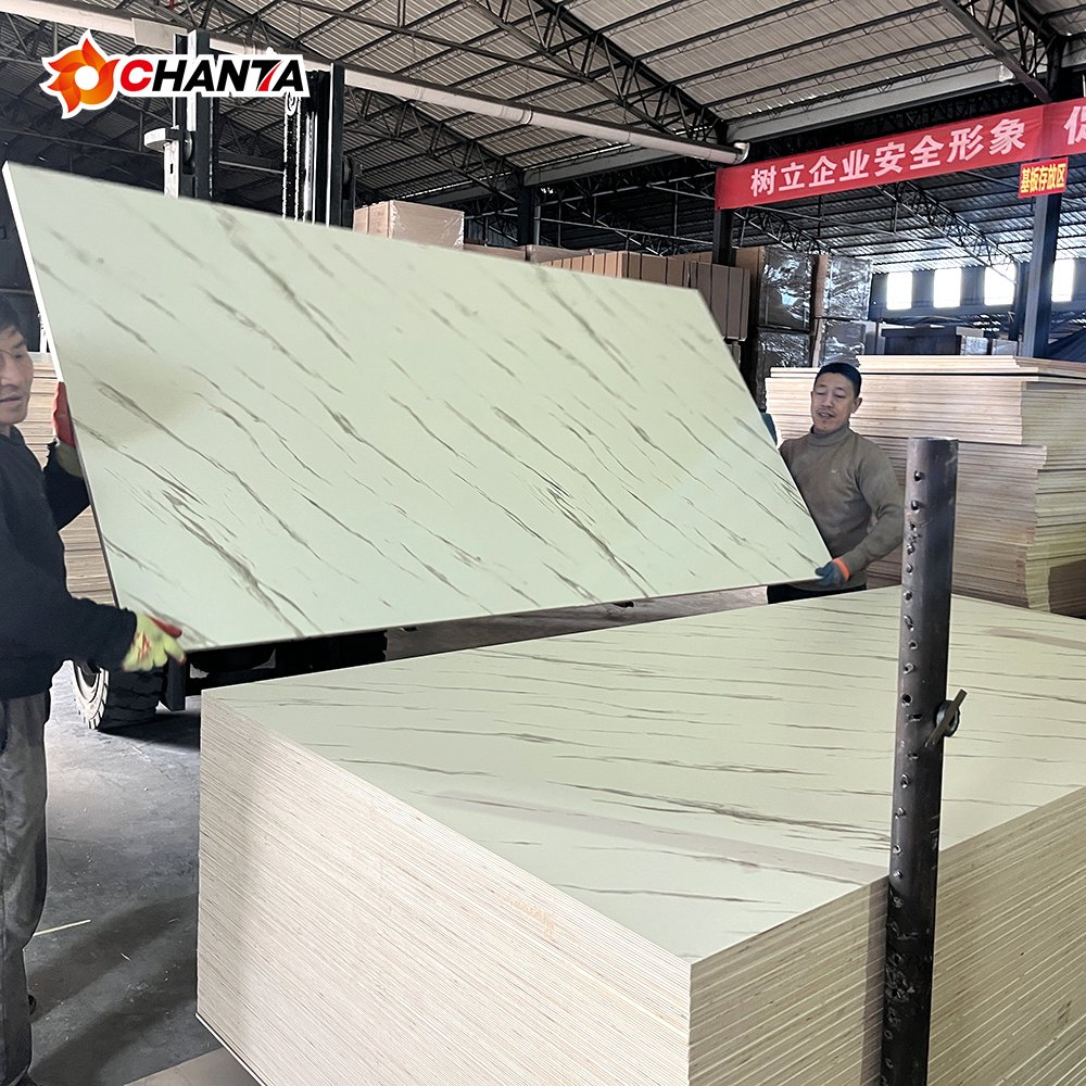 High quality 3mm 5mm 9mm 12mm 15mm 18mm fibreboards white laminated melamine faced mdf plywood hdf board for Furniture