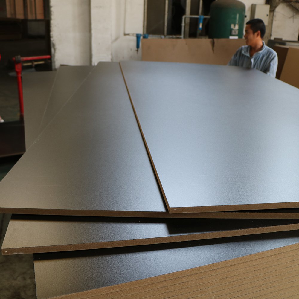 GTCO Customized Size Waterproof Melamine MDF Board with CE ISO for Furniture Making and Decoration