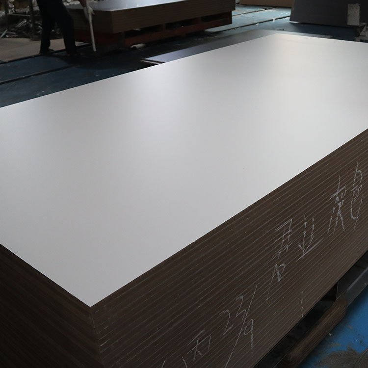 Factory Low Price HMR Moisture-proof Melamine MDF Board Green Moisture Resistant MDF