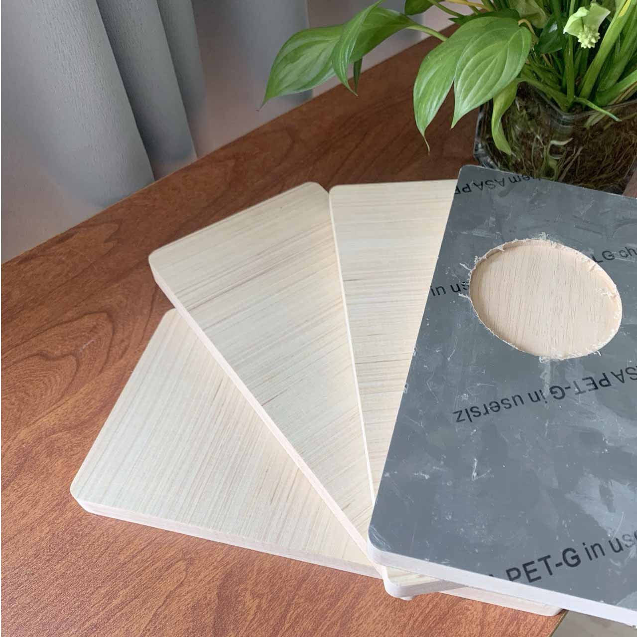 Wholesale Customizable best price decorative wood board radiata pine/ rubber/acacia finger joint laminated board for furniture