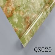 QS020