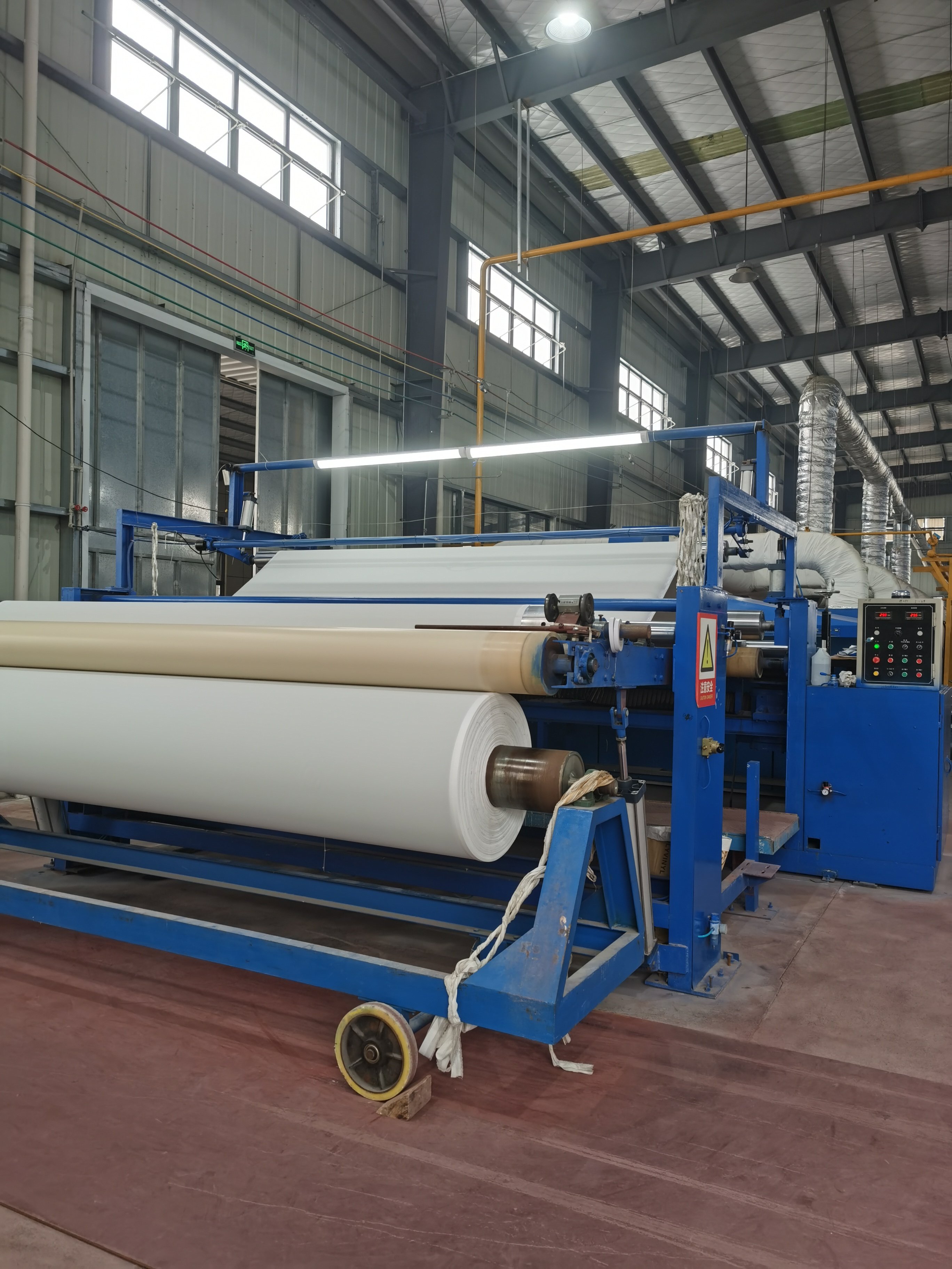 White Scratch Resistant Blank Wallpaper Rolls Inkjet Printing Printable Non Woven Wallpaper Roll