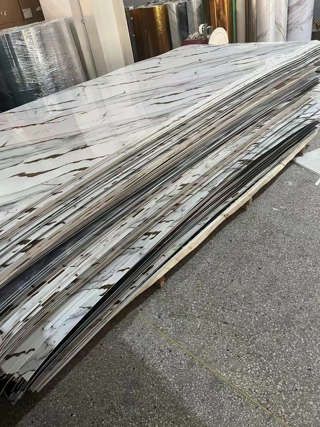 Durable Glossy Marble foil roll Wallpapers sticker 60cm*3m adhesive decorative film wall decor Living room
