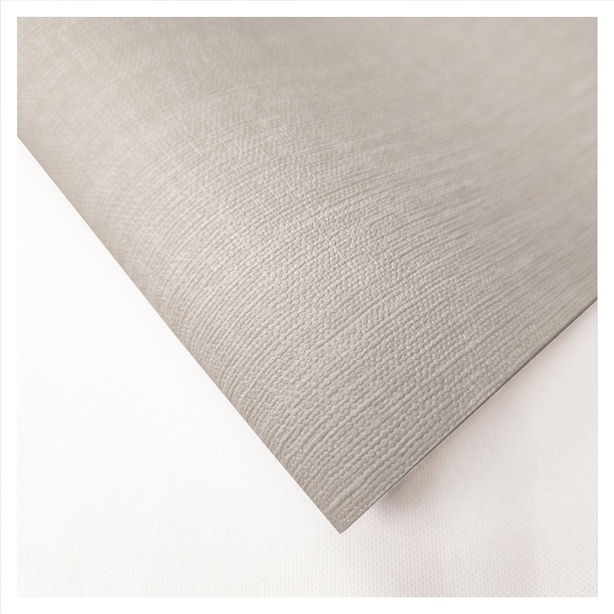 Self-Adhesive Wallpapers: A Quick Fix for Boring Walls Experience Luxury with Self-Adhesive Wallpapers Animal wallpaper
