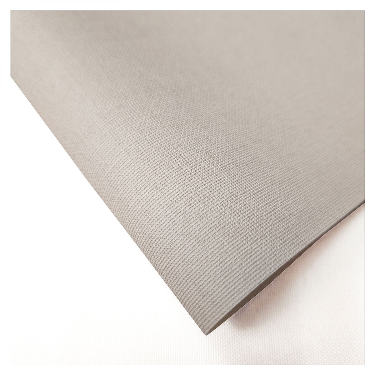 Self-Adhesive Wallpapers: A Quick Fix for Boring Walls Experience Luxury with Self-Adhesive Wallpapers Animal wallpaper