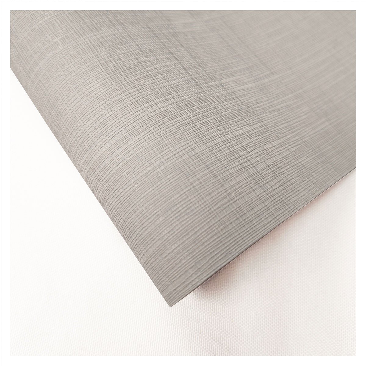 Self-Adhesive Wallpapers: A Quick Fix for Boring Walls Experience Luxury with Self-Adhesive Wallpapers Animal wallpaper