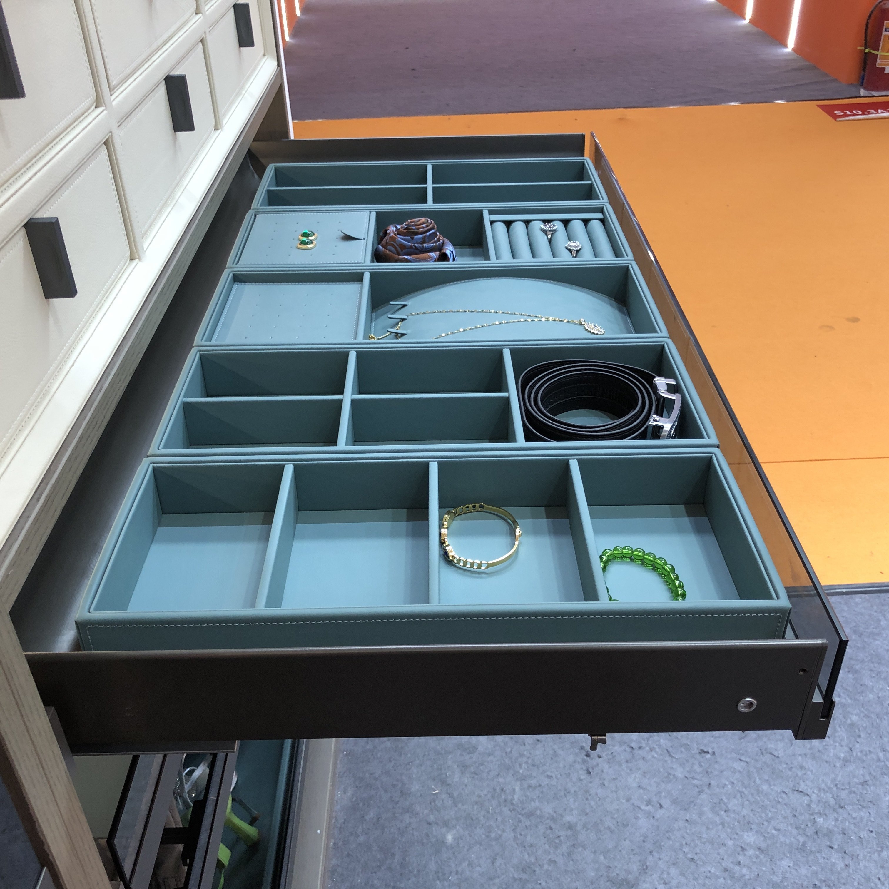 CEHNHF pull Out Glass Basket&Push To Open Softclose Drawer