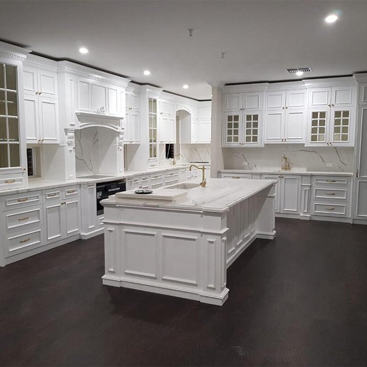 Factory Price Custom Modern White Solid Wood Shaker Classic Kitchen Cabinet Cupboard With Large Island