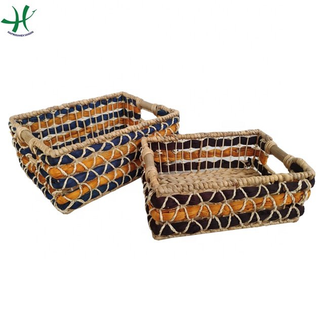 Set of 2 round Wicker Serving Tray Rattan Bamboo and Straw for Fruit Water Hyacinth or Kitchen Decor