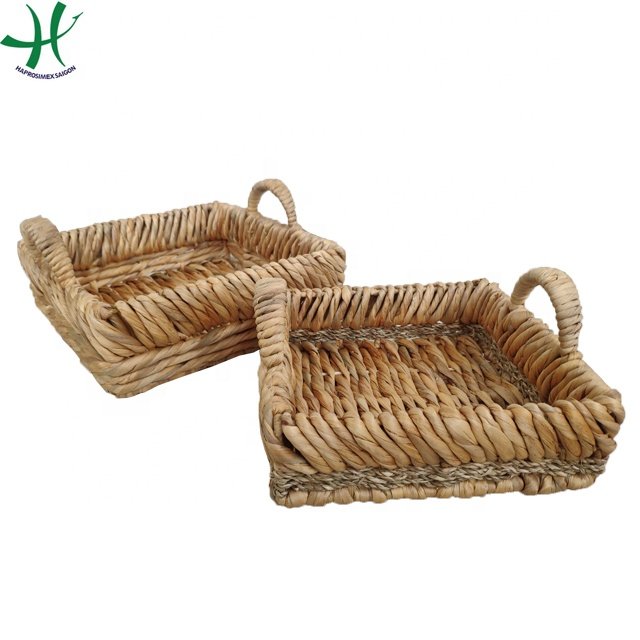 Set of 2 round Wicker Serving Tray Rattan Bamboo and Straw for Fruit Water Hyacinth or Kitchen Decor