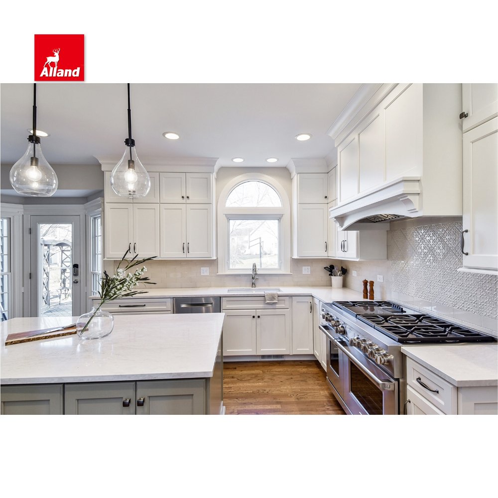 Classic White Painted Design Kitchen Cabinets Idea Solid Kitchen Cabinet with Island Cabinet
