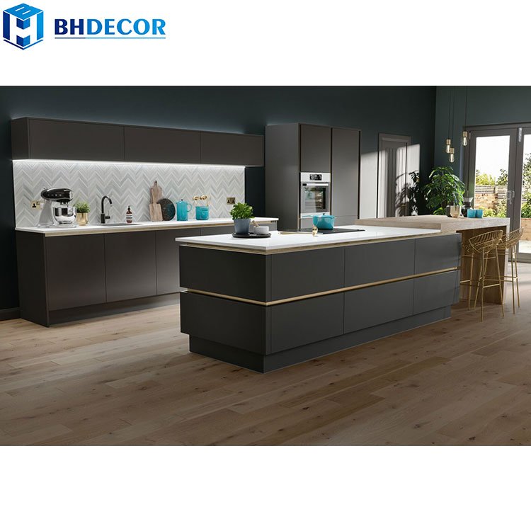 New York European Villa Style Fancy Modern Galley Kitchen Cabinets With Lighting Breakfast Bar Highland Table Electric Cook