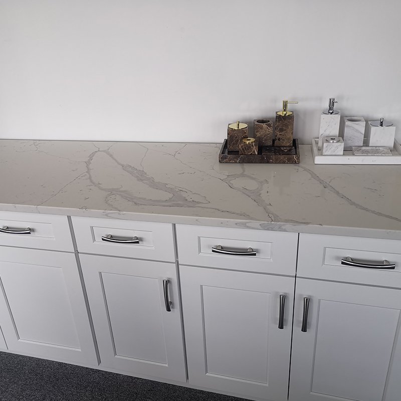 GOLDTOP OEM/ODM Cuarzo Modern Kitchen Cabinets Shaker White Door Frame Construct 3/4 Birch Solid Wood Lazy Susan quartz slabs