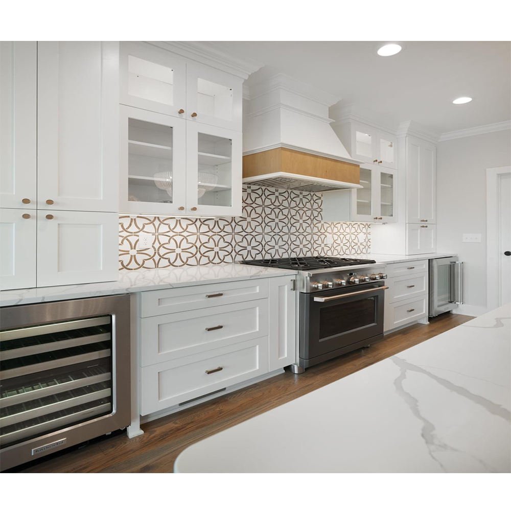 2022 High Gloss Glossy Home Modern White Plastic Polyurethane And Laminate Furniture Kitchen Cabinets For Sale