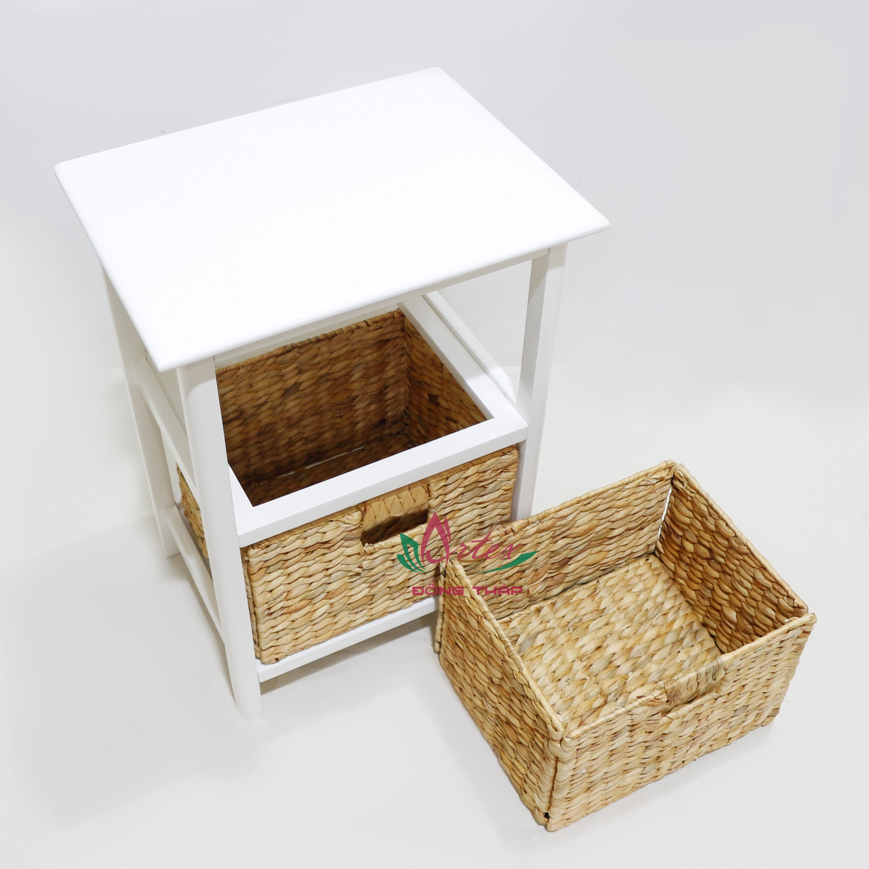Artex Dong Thap Factory Wholesale Top Trending 3 Drawer Wood Side Table with Hyacinth Basket Drawer Storage Handicraft