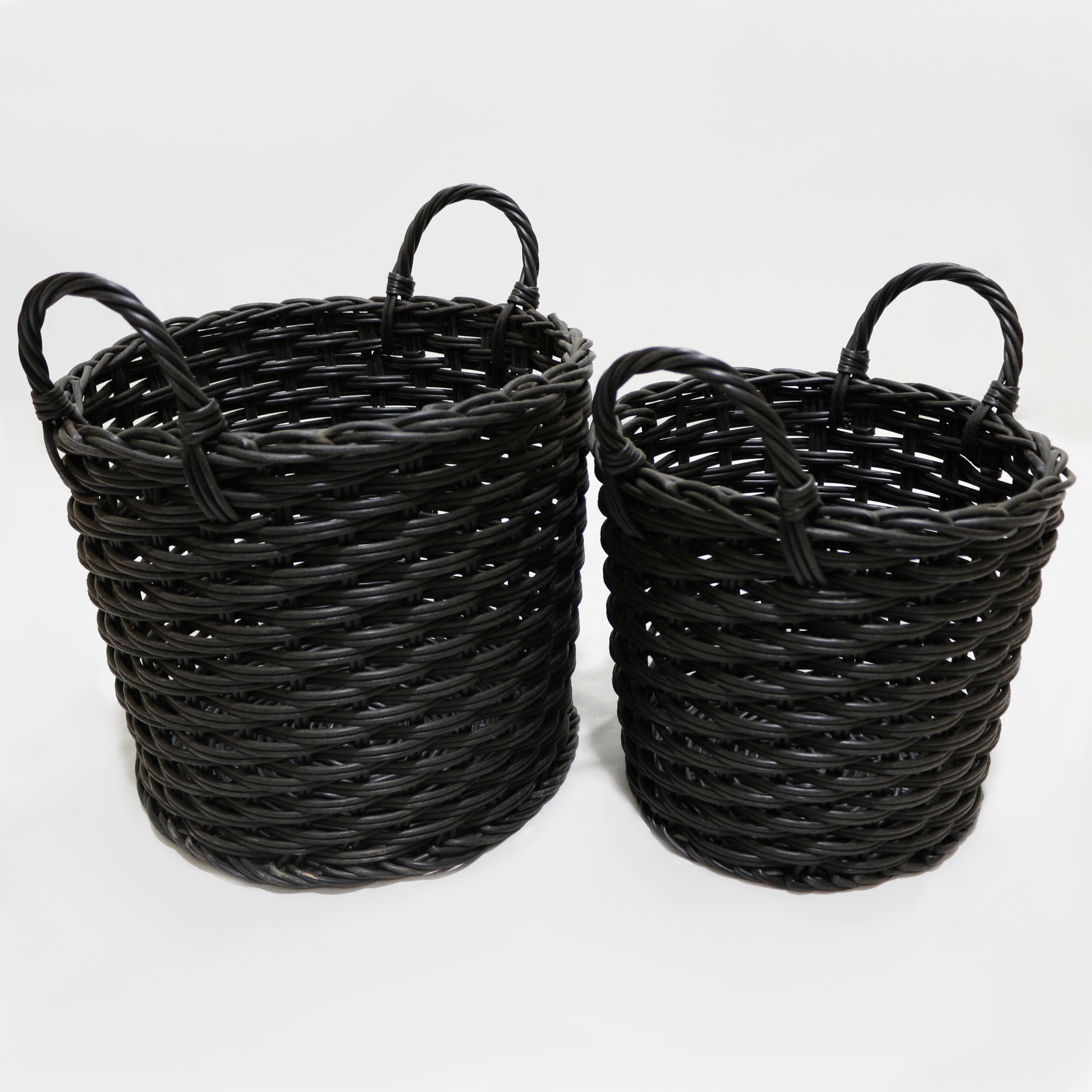 Creative Chic Collection: Handcrafted Set Of 2 Plastic Pattan Baskets - Elegant Design by Artex Dong Thap