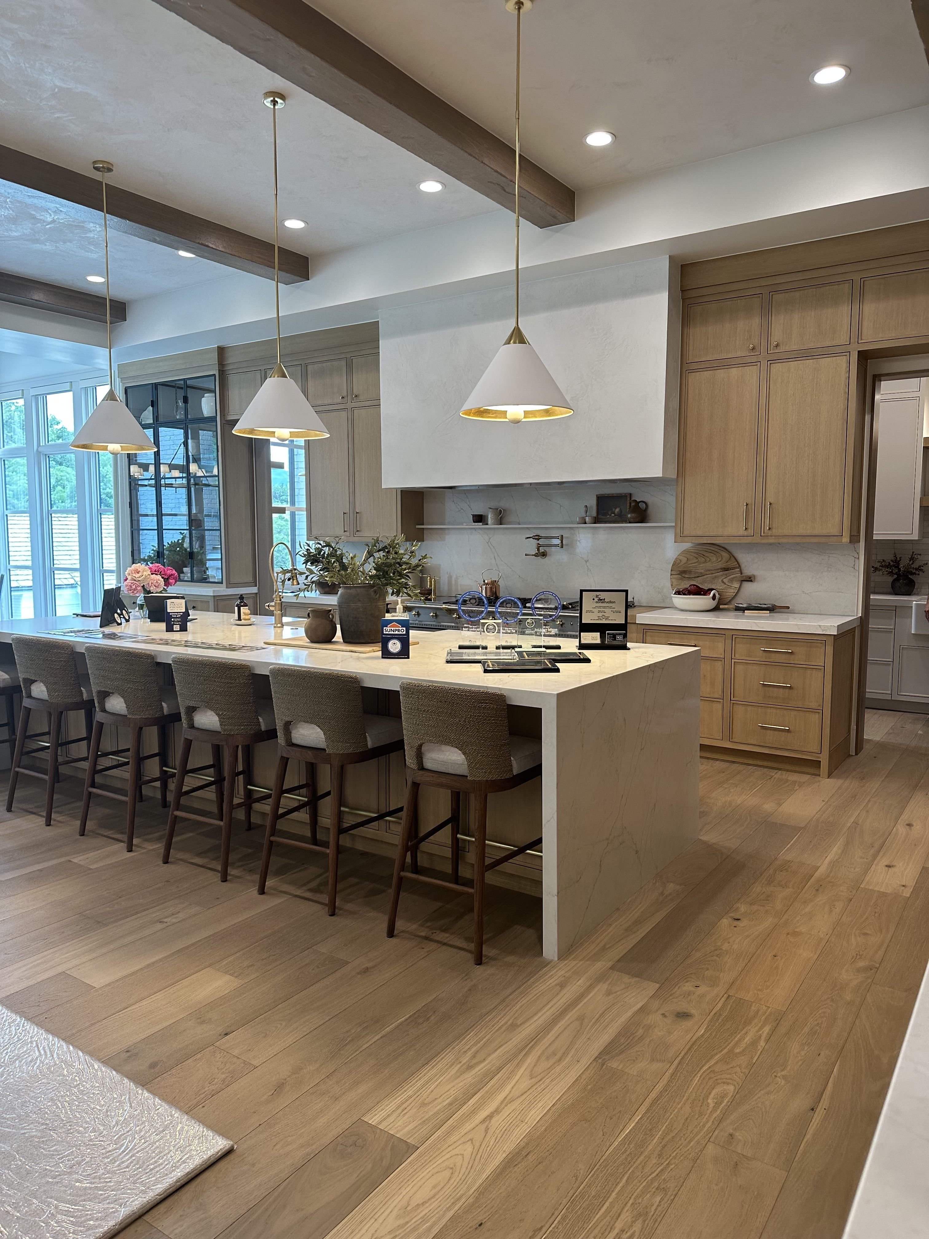 Vermont Luxury Designs Modern Full Kitchen Modular White Oak Wood Veneer Shaker Style Complete Kitchen Cabinet Set