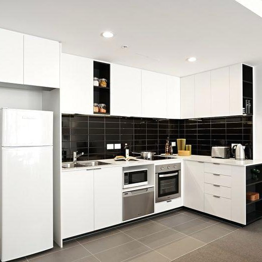 Best quality wood kitchen furniture design modern house painting laminate cupboards white kitchen cabinets units