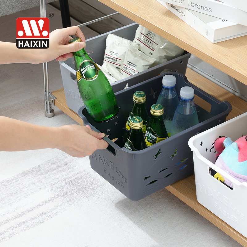 Cosmetic toys snacks clothes Bedroom Living Room bins boxes Sundries Organizing Case Desktop Plastic Storage Basket with Handle