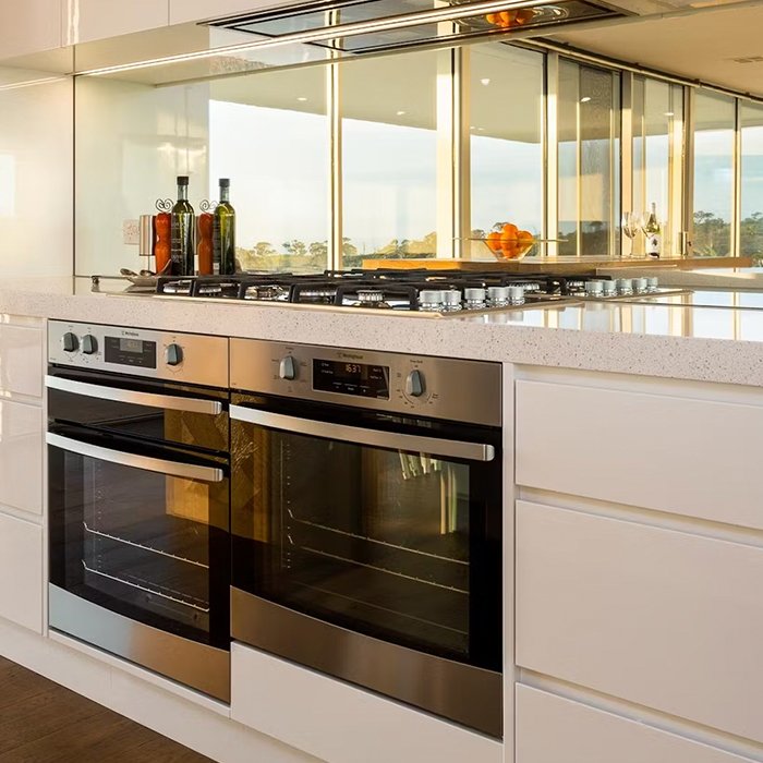 Custom Grey and White High Glossy Kitchen Cabinet Design Cupboard With Double Bowl Stainless Steel Kitchen Sink Under Mounted