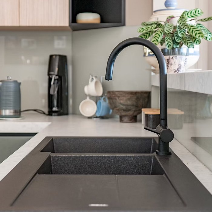 Custom Grey and White High Glossy Kitchen Cabinet Design Cupboard With Double Bowl Stainless Steel Kitchen Sink Under Mounted
