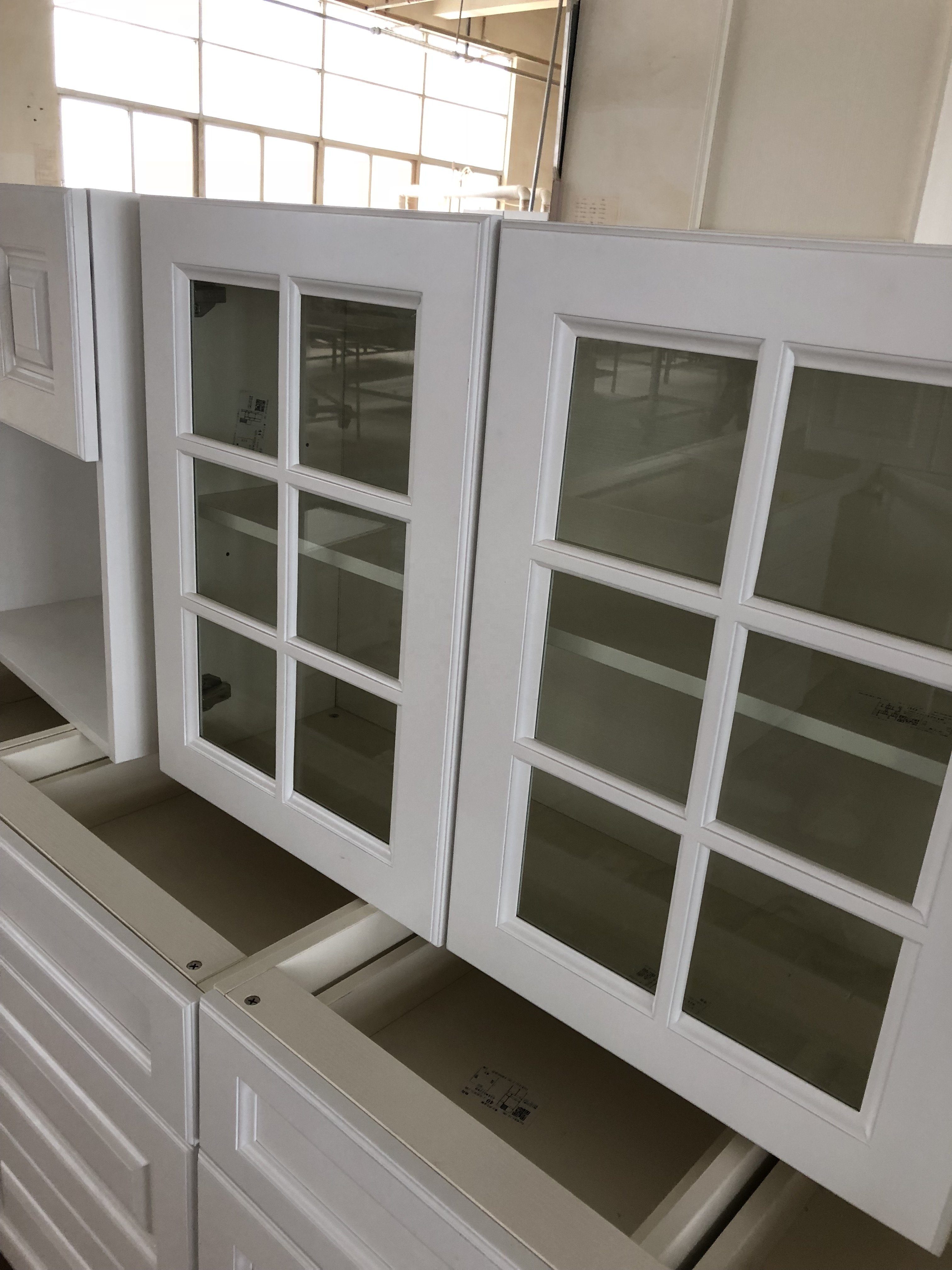 Hot Selling Australia White Solid Wood Kitchen Cabinet Designs