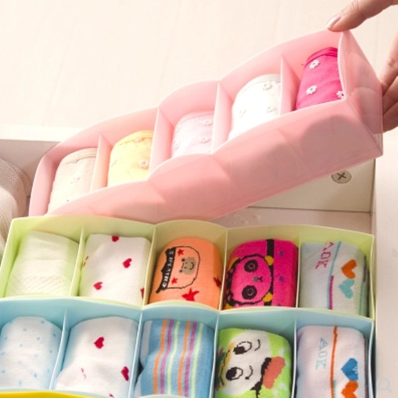 New Design Portable Plastic Foldable 4 Grids Socks and Underwear Storage Box Large Capacity Household Drawer Container