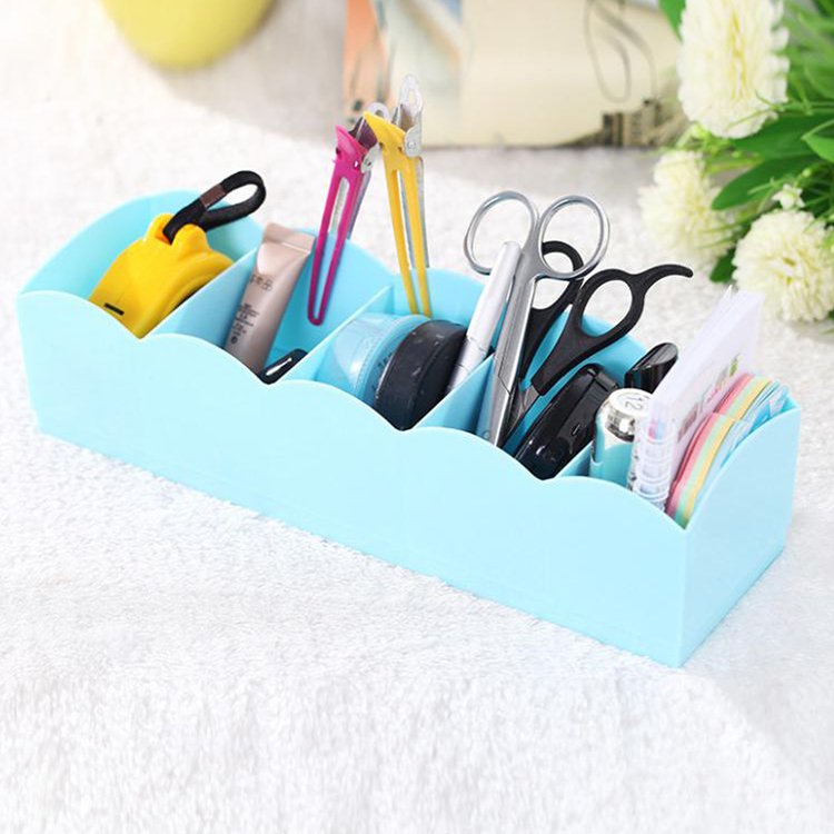 New Design Portable Plastic Foldable 4 Grids Socks and Underwear Storage Box Large Capacity Household Drawer Container