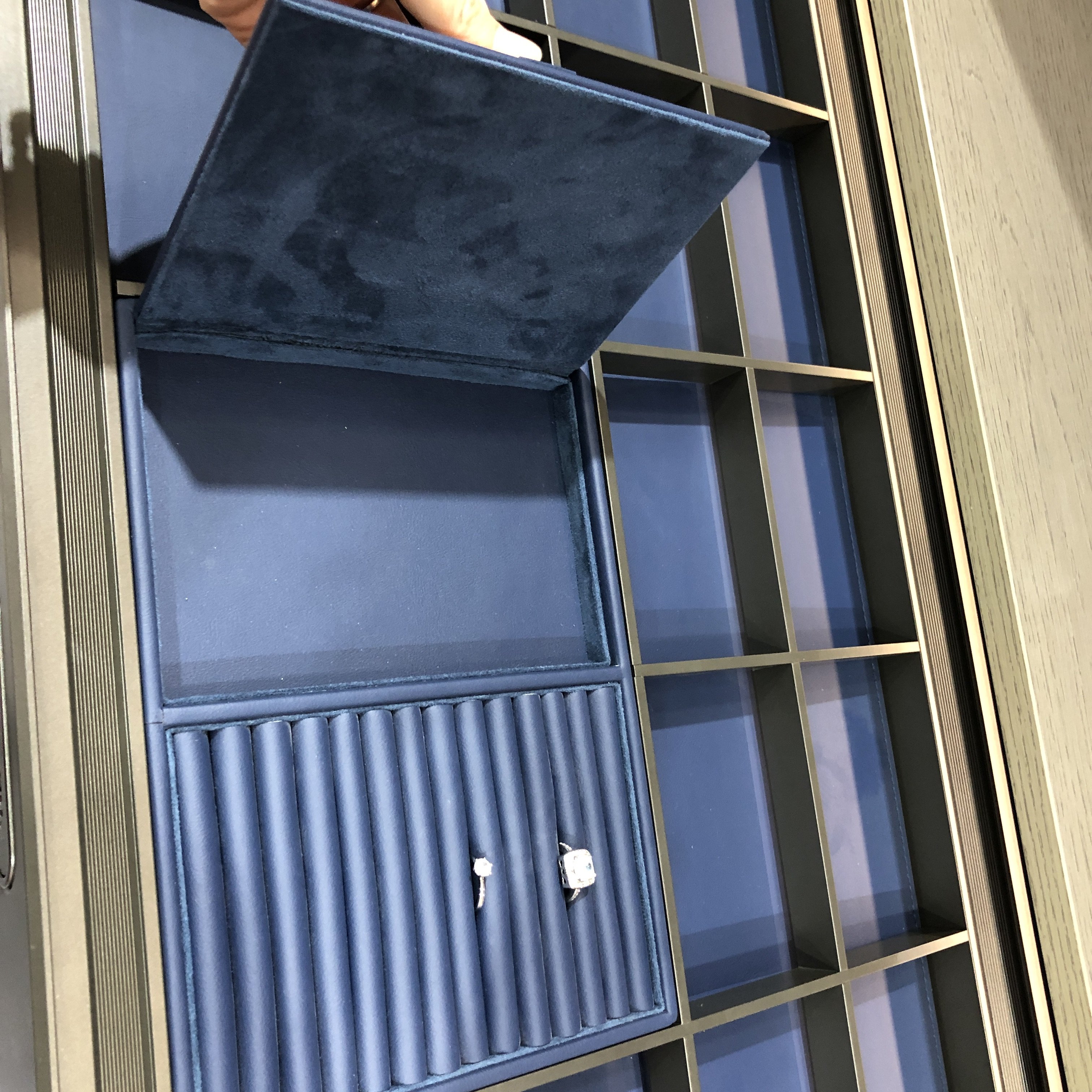 High Quality Aluminum Frame Sliding Pull Out Soft Close Leather Jewelry Box For Wardrobe
