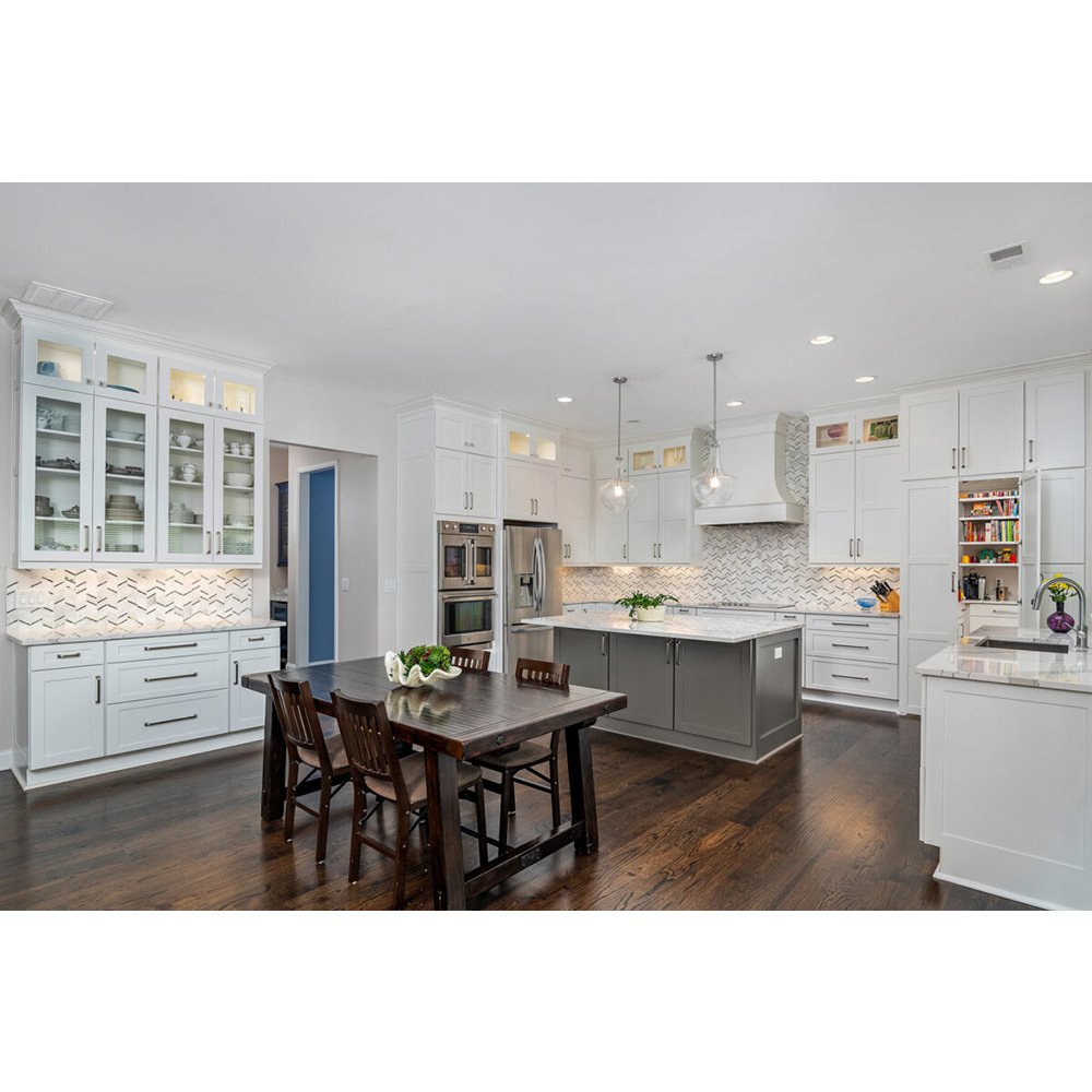American White Shaker Design Kitchen Cabinets Solid Wood Luxury Ready To Assemble For Luxury Home Builder