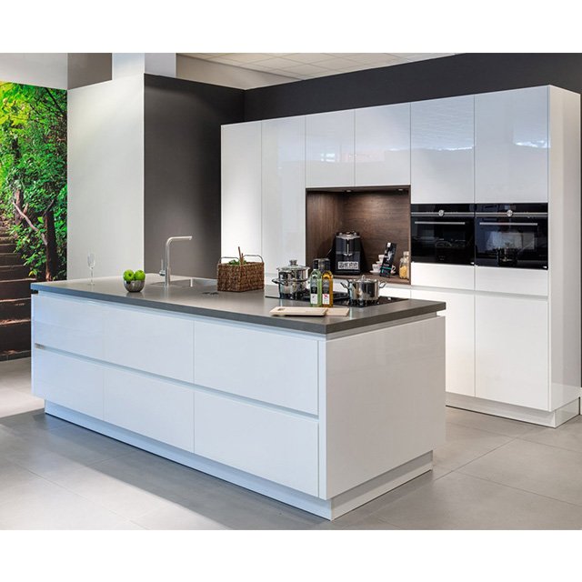 Free design china made modular kitchen furniture modern glossy kitchen cabinets wooden from 18 years Factory