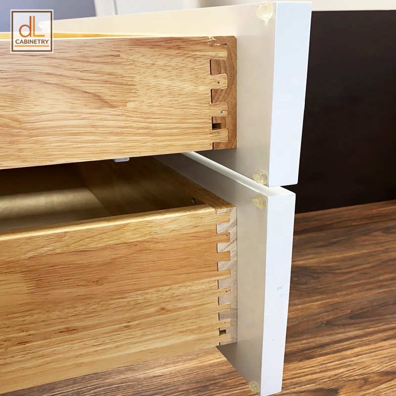 American Standard Size Stock White Paint Shaker Kitchen Base Cabinet With Dovetail Structure Tooth Pick Wood Soft Close Drawers