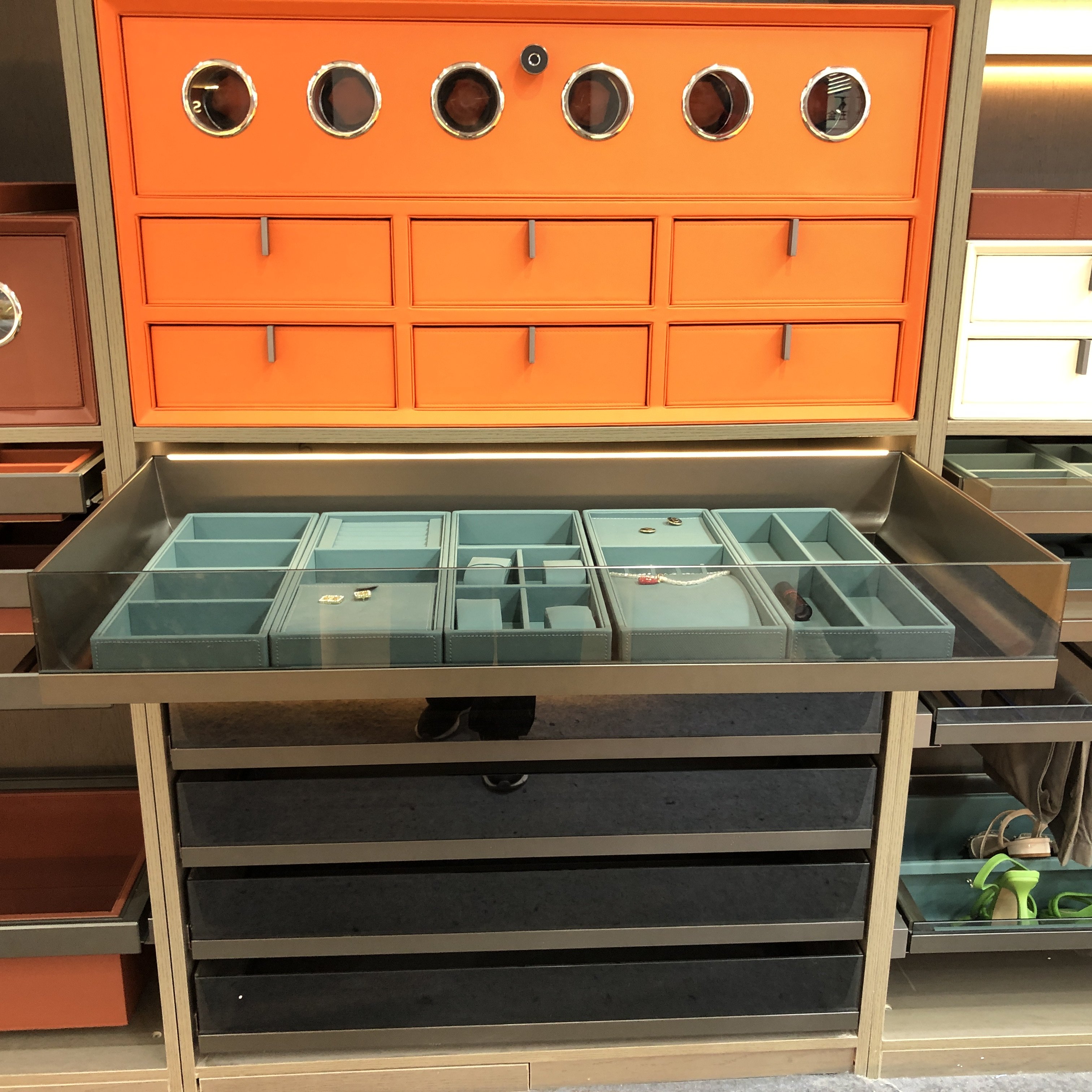 CEHNHF pull Out Glass Basket&Push To Open Softclose Drawer