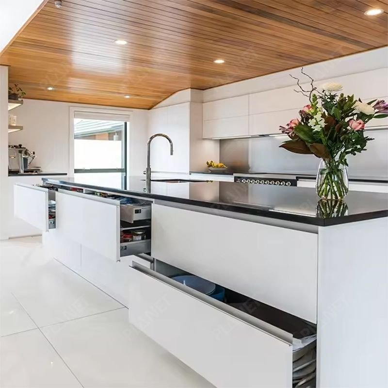 2024 Luxury Designs Melamine Modular Solid Wood Cheap High Gloss Custom Cupboard Modern Kitchen Cabinets