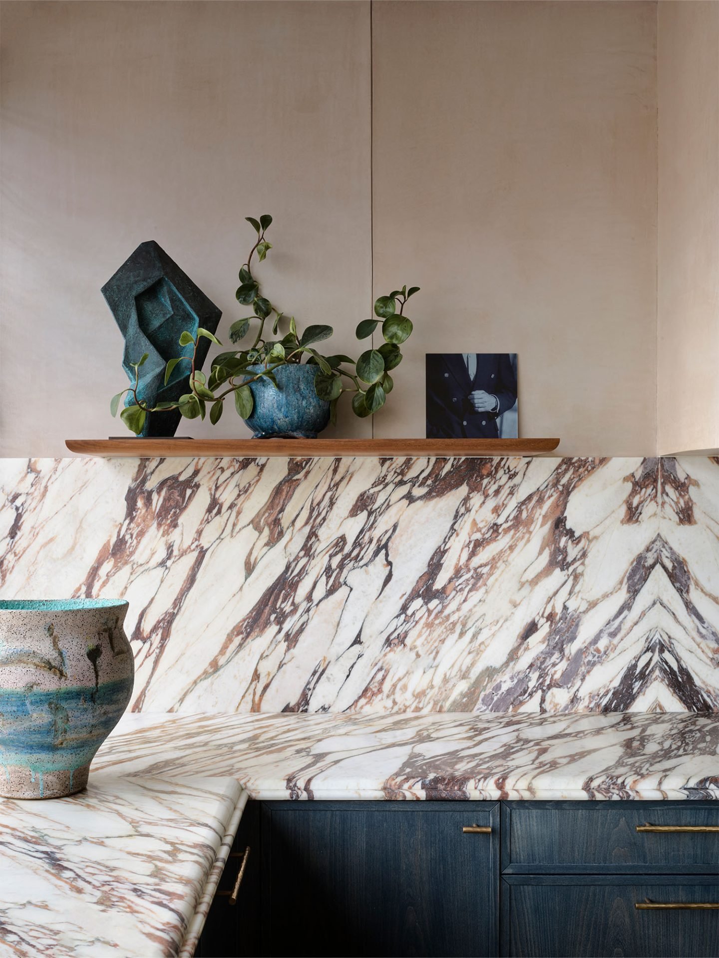ARTISAN 2024 Bespoke Kitchen Cabinets High End Cabinets For Luxury Homes