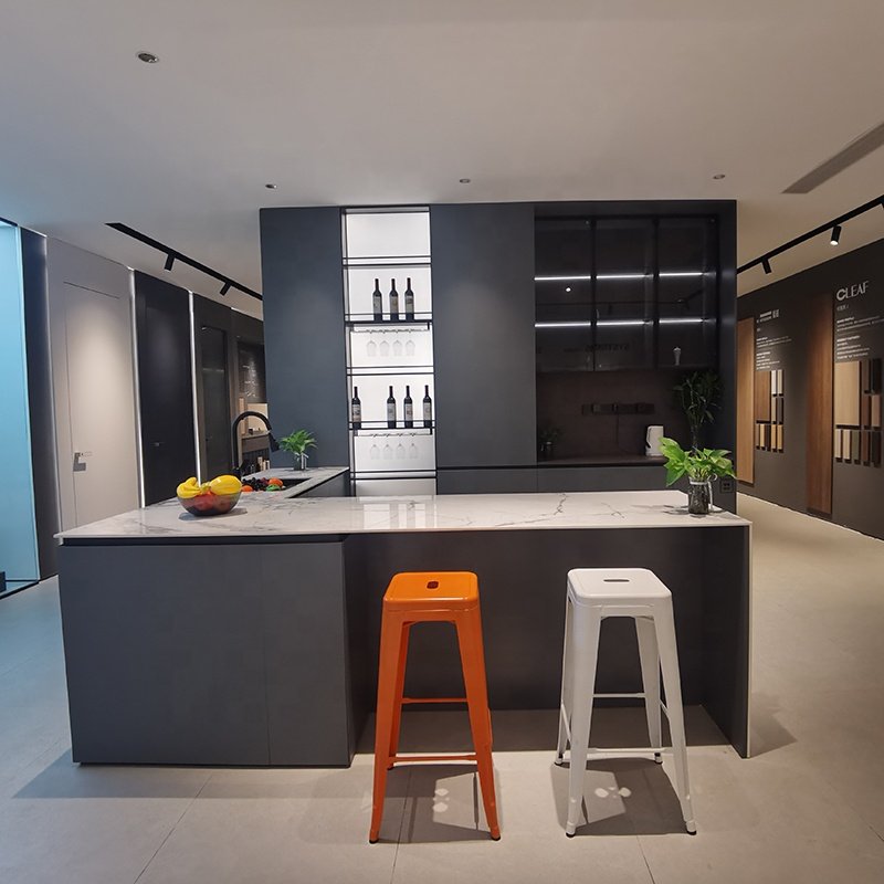 Italian Style Kitchen Furniture Prefab Island Kitchen Wall Cabinet with Glass Doors