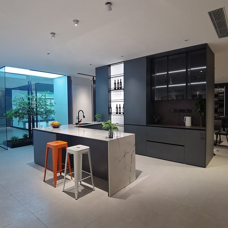 Italian Style Kitchen Furniture Prefab Island Kitchen Wall Cabinet with Glass Doors