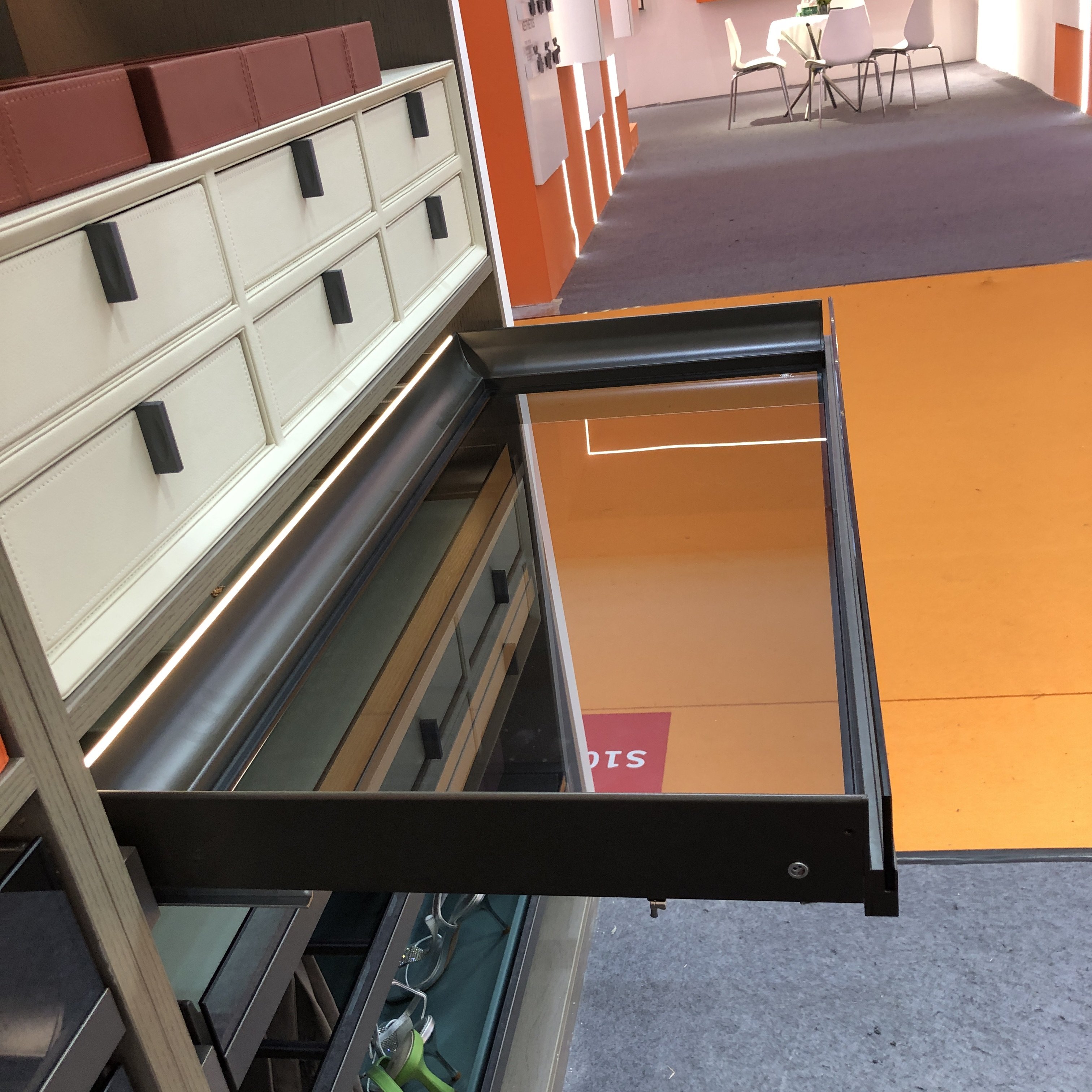 CEHNHF pull Out Glass Basket&Push To Open Softclose Drawer