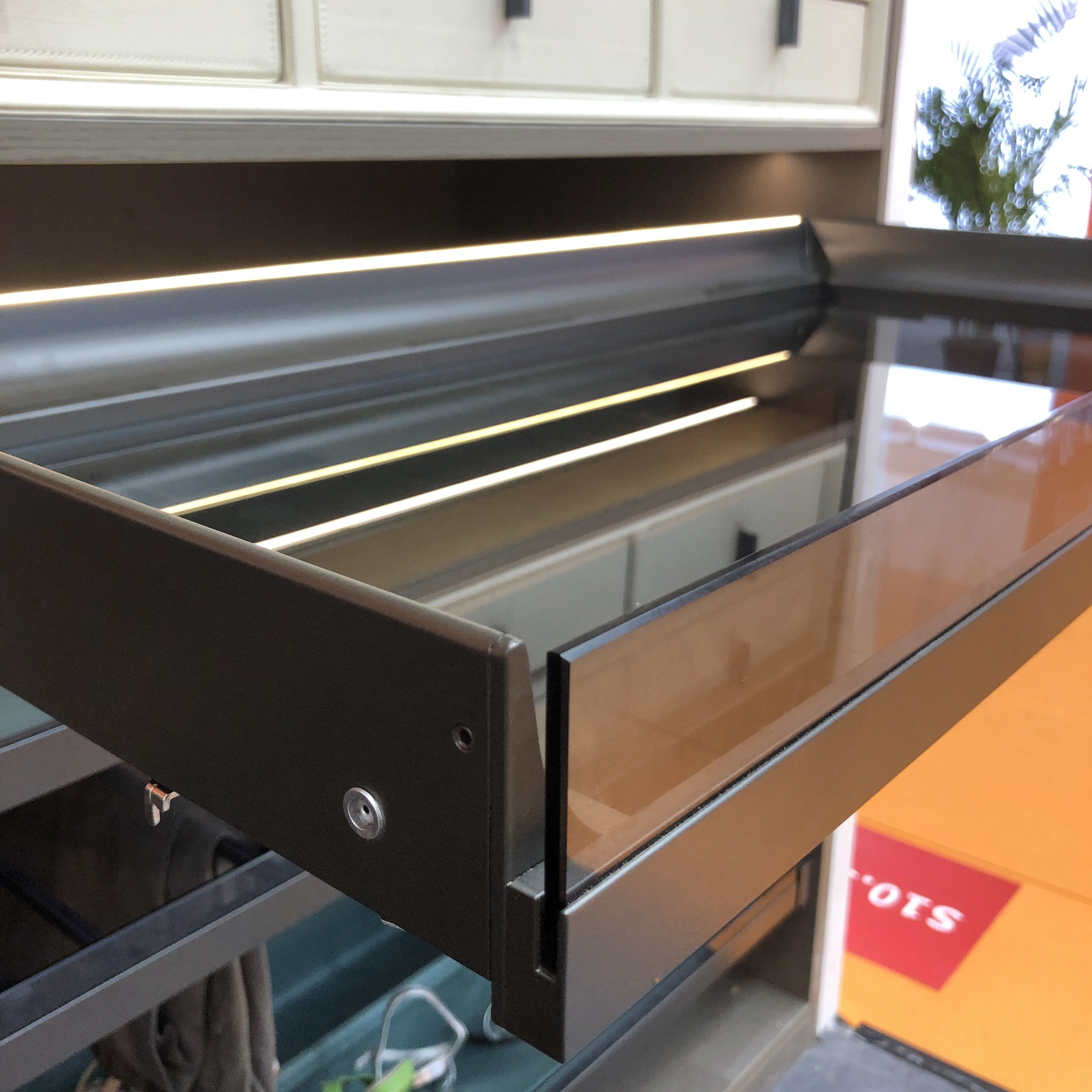 CEHNHF pull Out Glass Basket&Push To Open Softclose Drawer