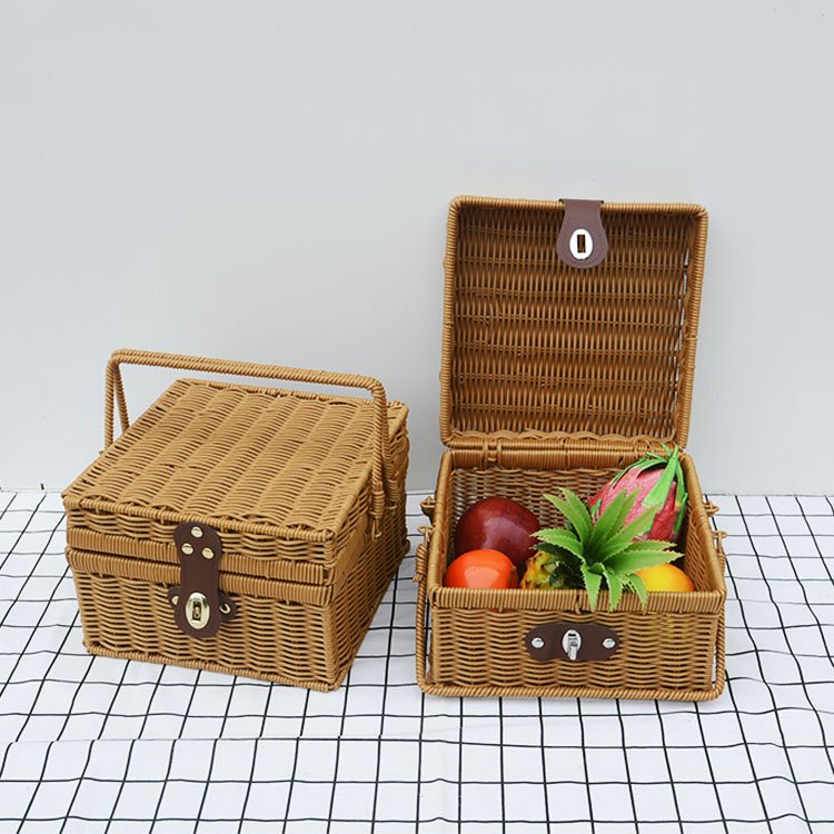 Wicker Willow Picnic Basket Hamper Shopping Vintage Basket with Lid and Handle for Camping for picnic