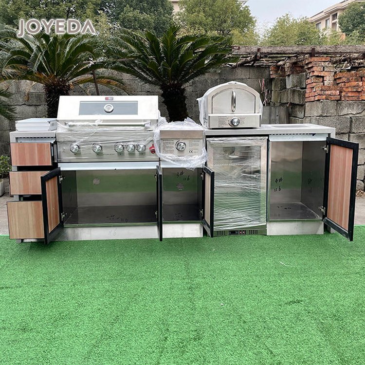 China factory Portable Charcoal Barbecue Grill Smoker Bbq Grills 3 in 1 outdoor kitchen