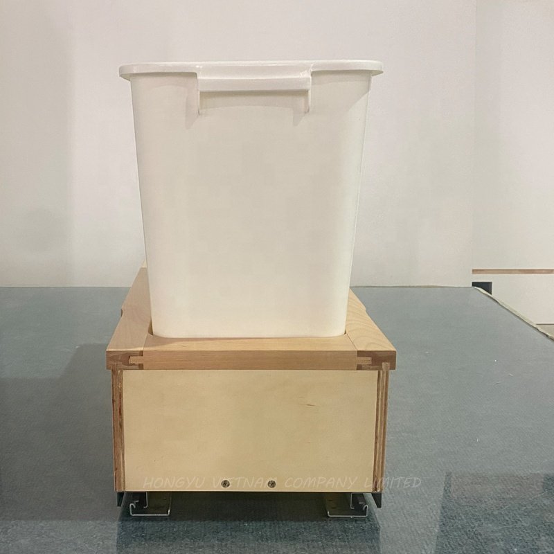 Factory RTA New Design America Style Solid Drawer Pull Out Garbage Wood Shaker Cabinet Vietnam Plywood Built in Waste Bin