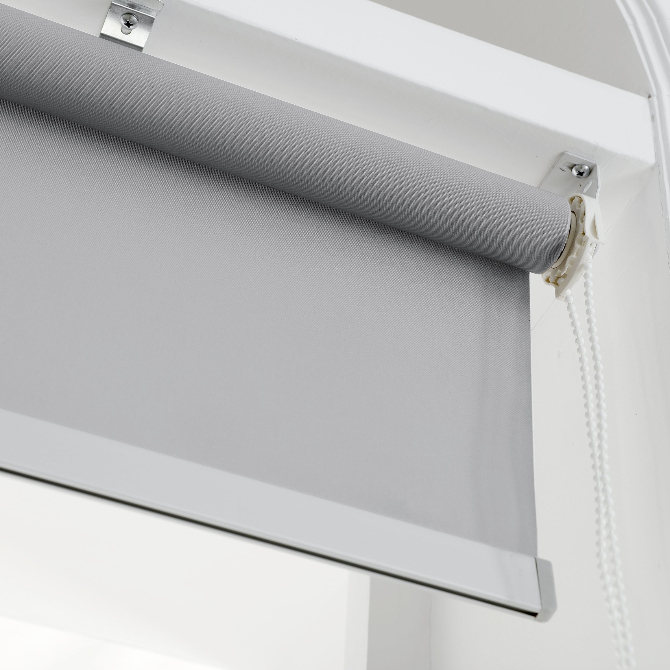 Outdoor Blinds Motorized Roller Waterproof Fire Resistant Black out Roller Shade Blinds for Commercial Application Window