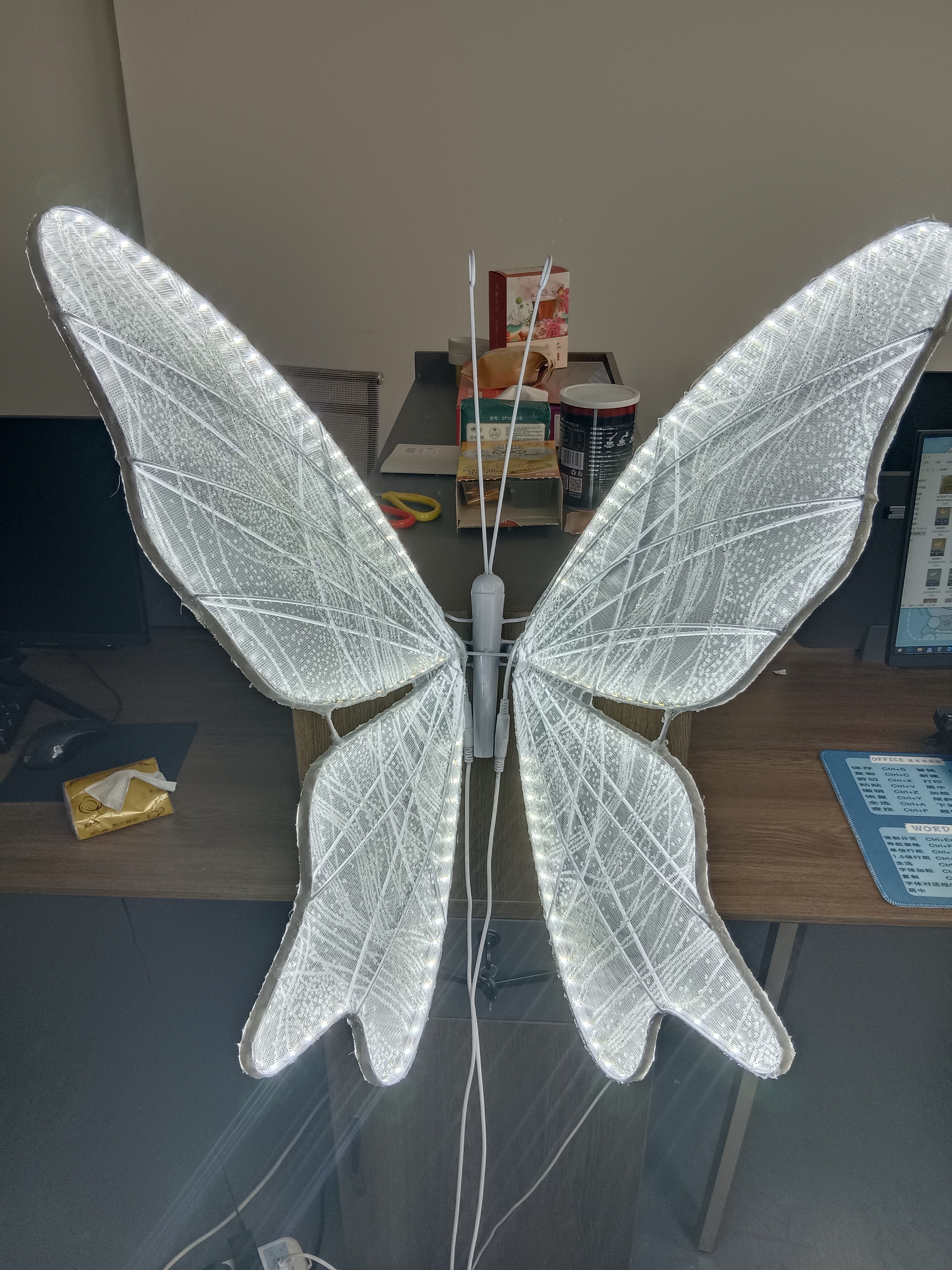 Wedding decoration lights Props Road lead Luminous Butterfly Wings White Road Guide Party Events Decor Led butterfly wings