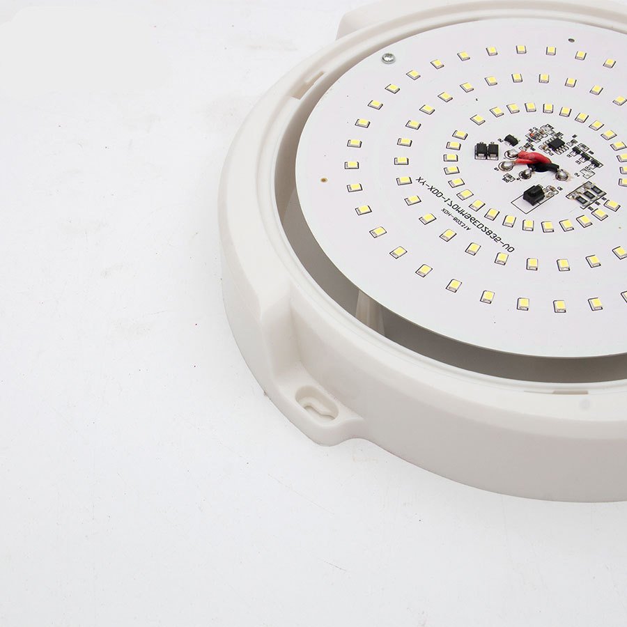 High Quality Modern home use Remote Control Indoor 50w 100w 200w Solar LED Ceiling Light