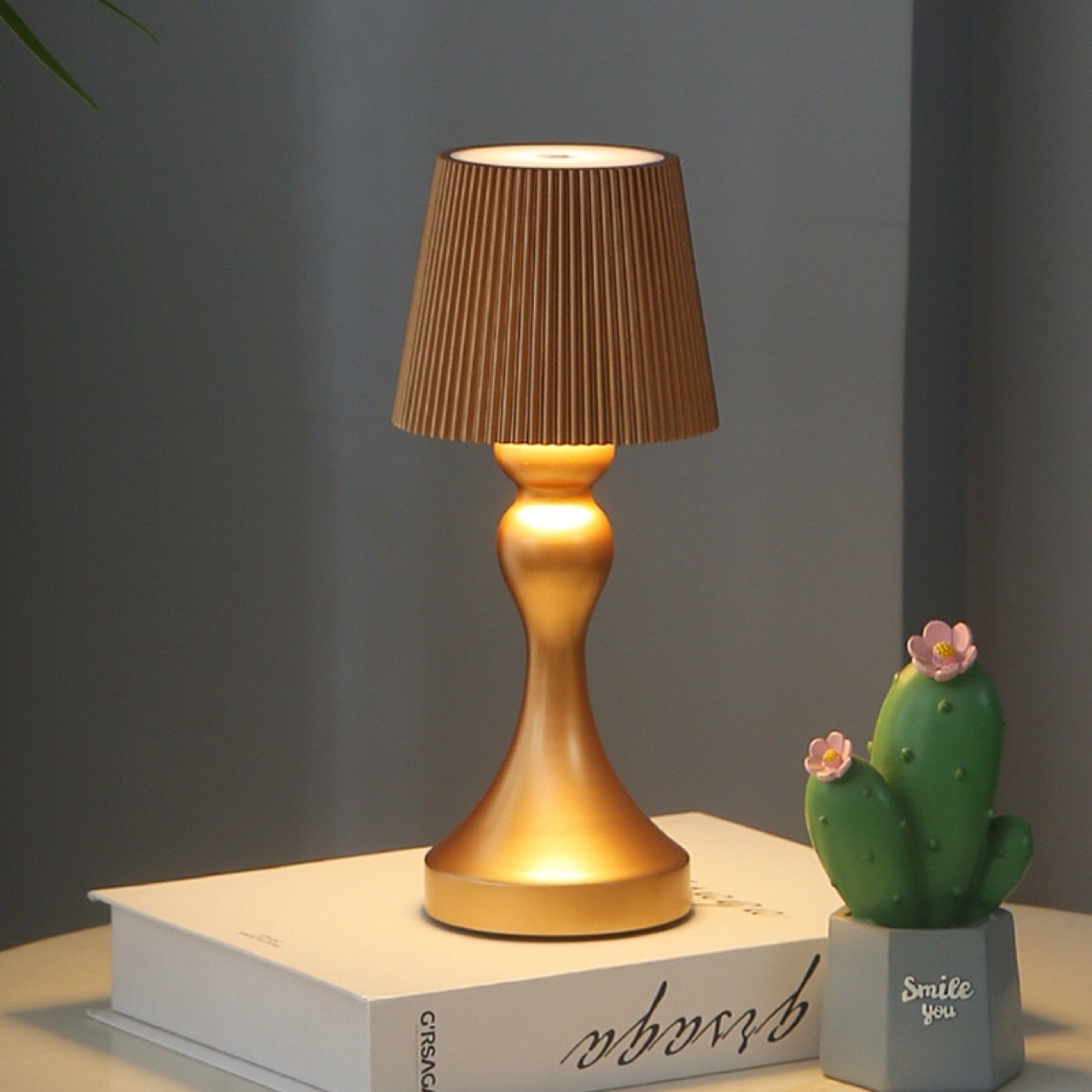 Modern Creative Eye Protection Reading Led Desk Light Touch Table Lamp For Restaurant Bar Bedroom Pendant Light